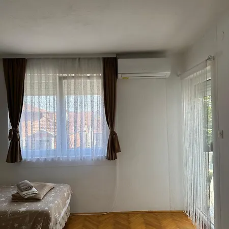 Gray * Κρούσεβατς