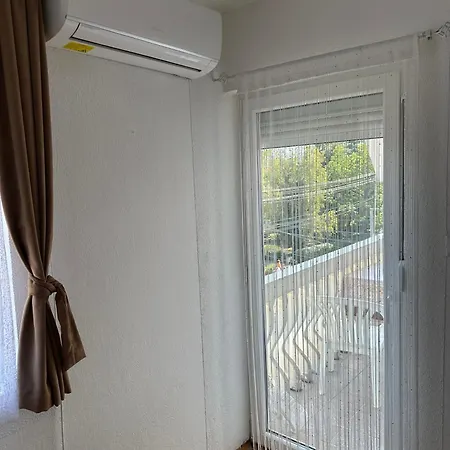 Gray * Κρούσεβατς